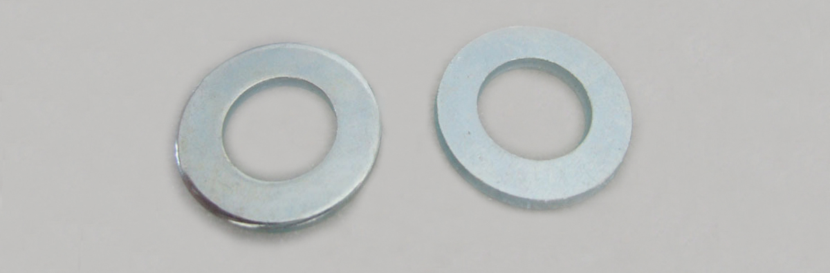 China Zinc Plated Galvanized Carbon Steel Flat Washers DIN125 M8