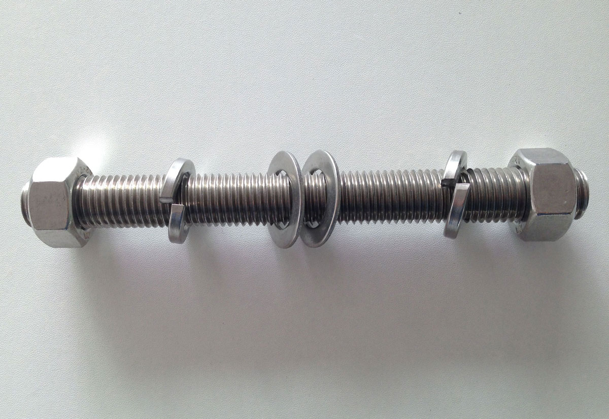 ASTM A193 Grade B8 Stud Bolt With Nuts and Washers, M13X103mm