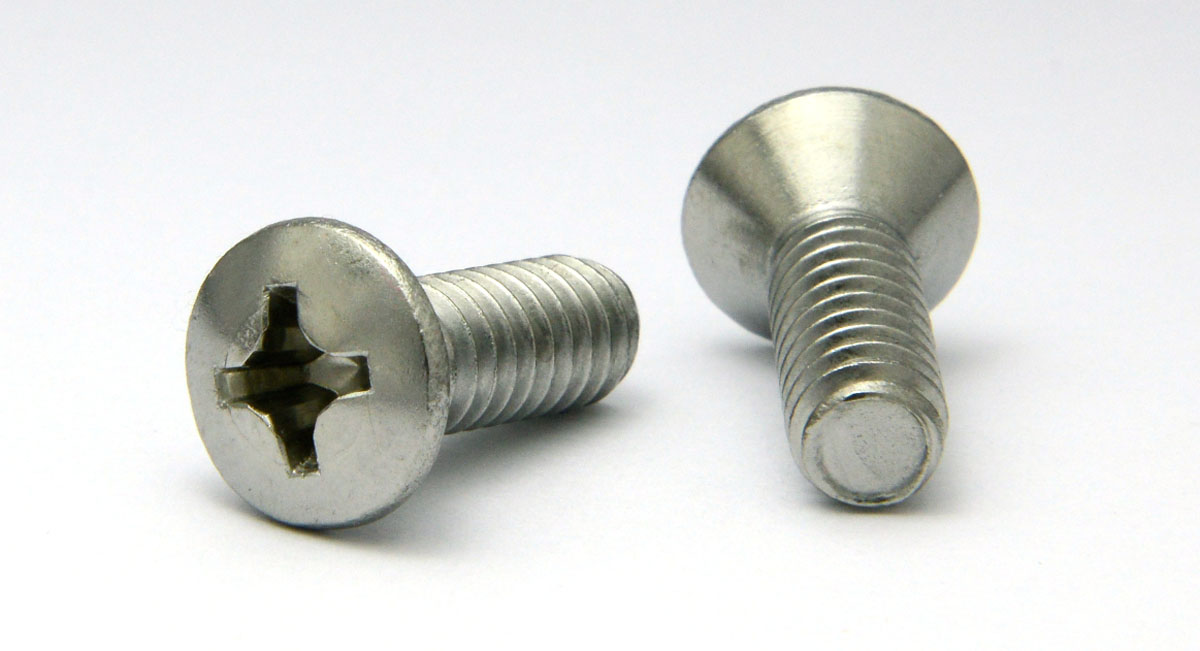 Screw M3x12