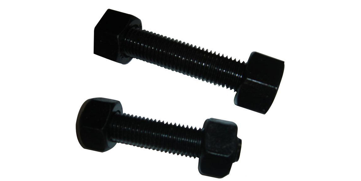 ASTM A193 B7 Stud Bolts With ASTM A194 2H Heavy Hex Nuts, 1-1/2X3000