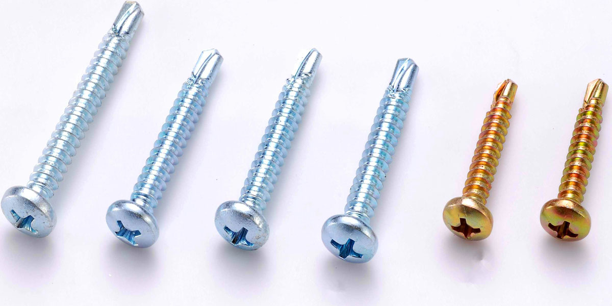 Self locking tapping Screw 
