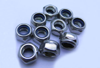 1/4-20 NC-2B 18-8 Stainless Steel Locknut Nylon Insert