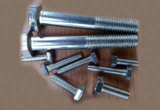 China Zinc Plated Galvanized Carbon Steel Hex Bolts M12X25