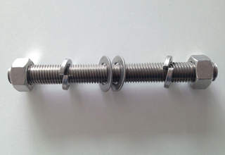 China ASTM A193 Grade B8 Stud Bolt With Nuts and Washers, M13X103mm