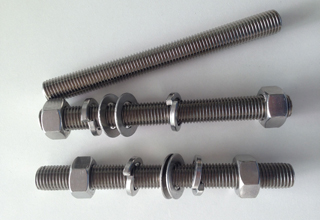 Stud Bolt With Nuts and Washers, ASTM A193 Grade B8, M22X163mm
