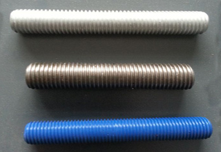 ASTM A193 B7 Stud bolts with ASTM A194 2H heavy hex nuts