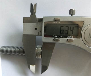 Bolt RVS A2 DIN6912 M10X40 with M4 hole 3